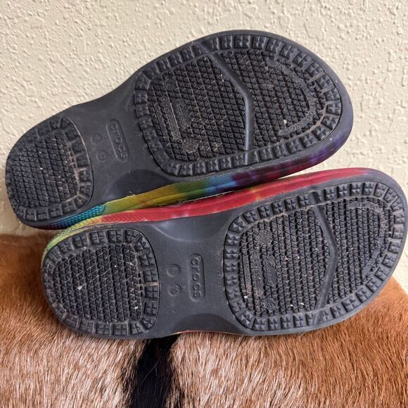 Crocs On The Clock Tie Dye Graphic Dual Comfort Work Clog Slip-On Unisex M8 W10 - Picture 6 of 7